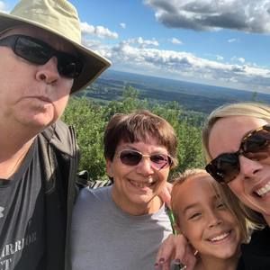 Meet your Posher, Debbie